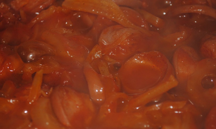 Сосисочная солянка