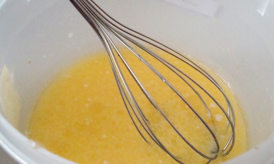 Кекс  с бананами и изюмом