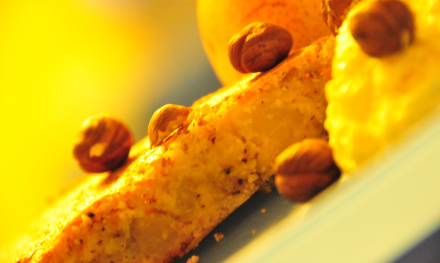 Творожный десерт с грушами