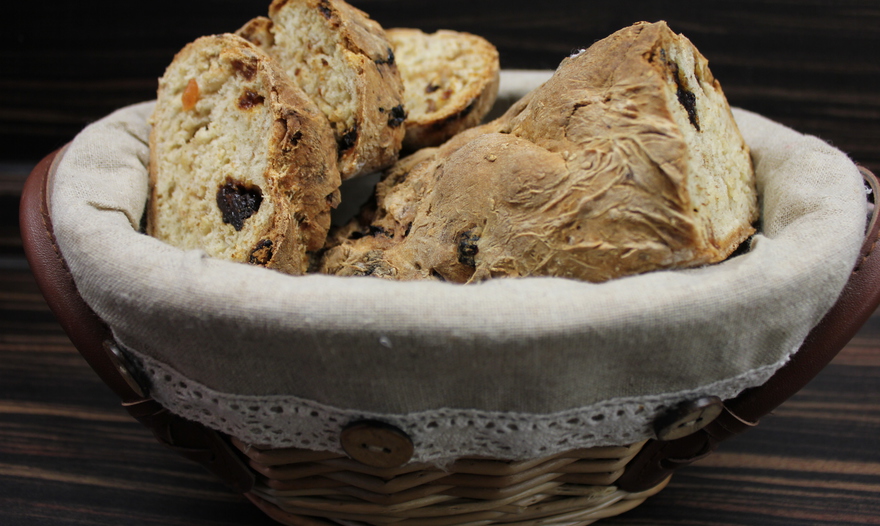 Хлебушек с отрубями и сухофруктами