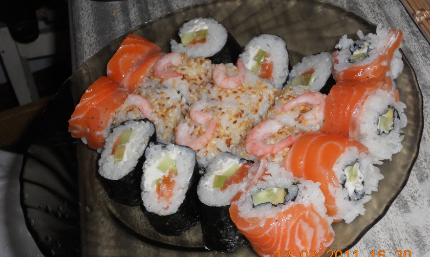 Суши.Ассорти из роллов