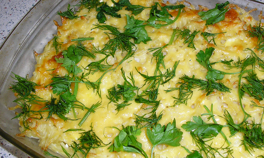 Слоёная запеканка с макаронами и творогом