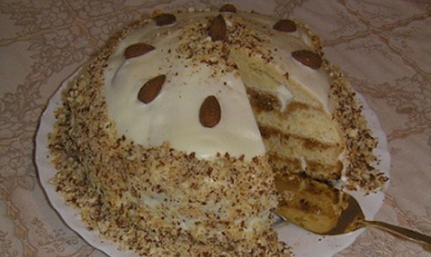 Торт "Крем-брюле" с миндалём