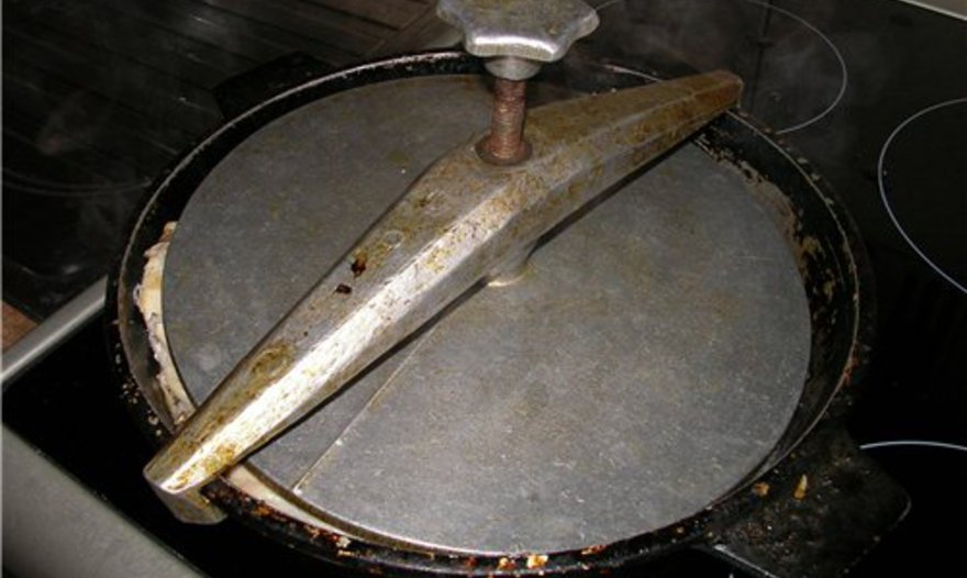 Цыплёнок тапака по-шкмерски