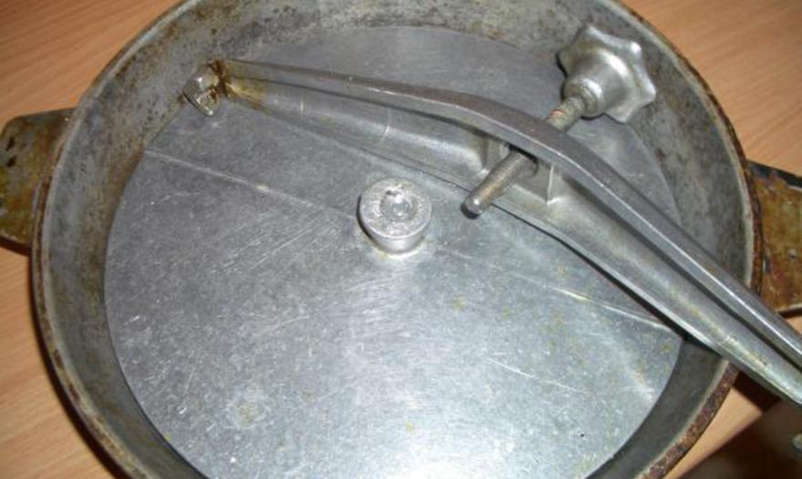 Цыплёнок тапака по-шкмерски