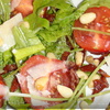Салат с руколой и кедровыми орешками