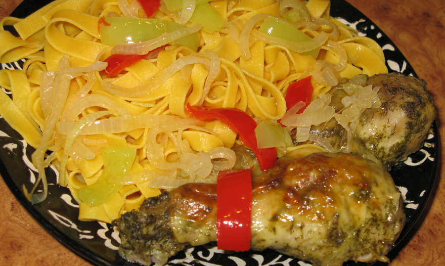 Куриные ножки под сырными чипсами (гарнир - паста тальятелле)