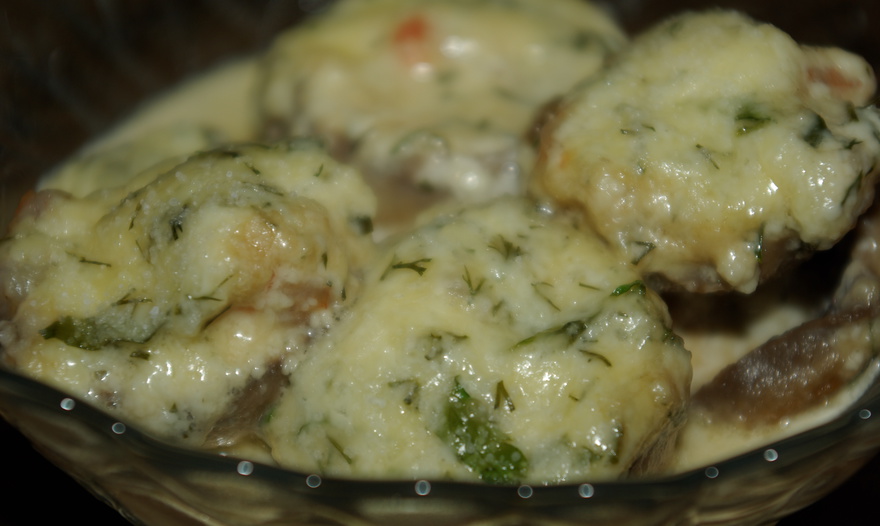 Шампиньоны фаршированные креветками