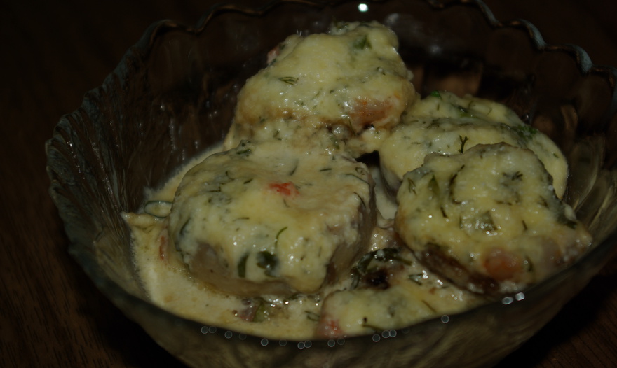 Шампиньоны фаршированные креветками