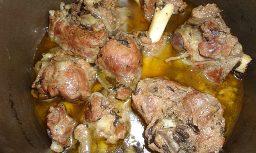 Рагу с бараниной и чебрецом