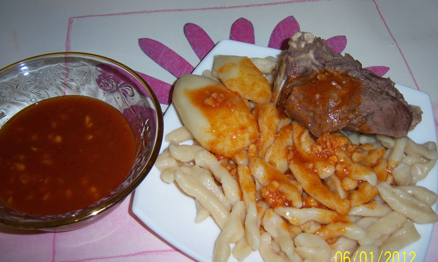 Галушки с мясом