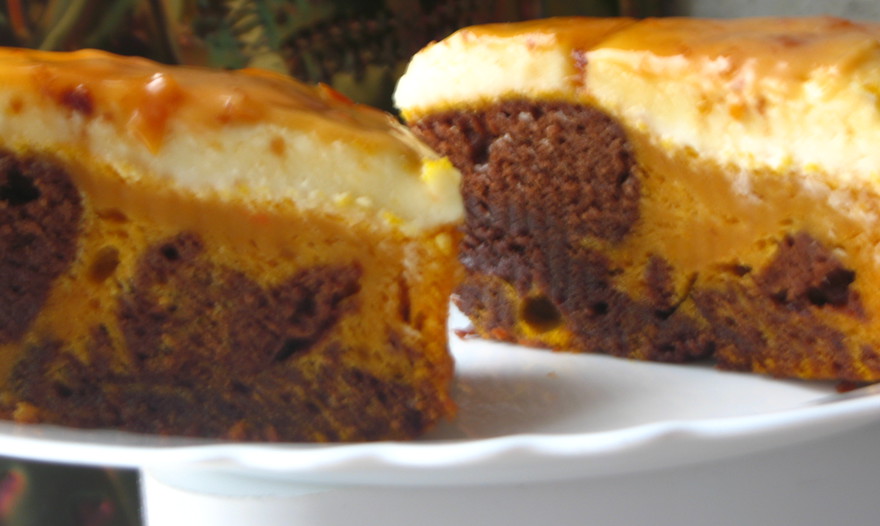 Тыквенный брауниз с творожной начинкой