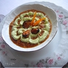 Томатный суп с мидиями и сливочным кремом