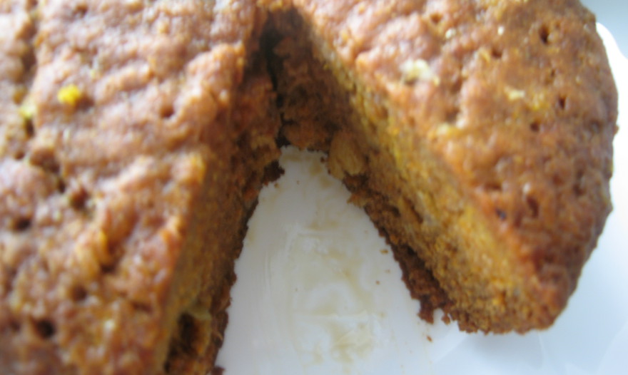 Низкокалорийный морковный пирог