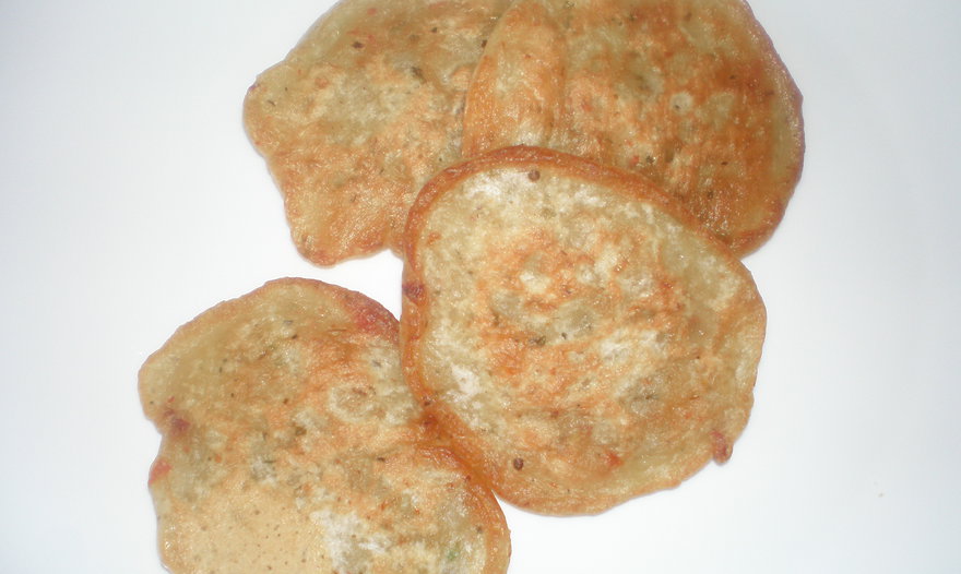 Дрожжевые луковые оладьи