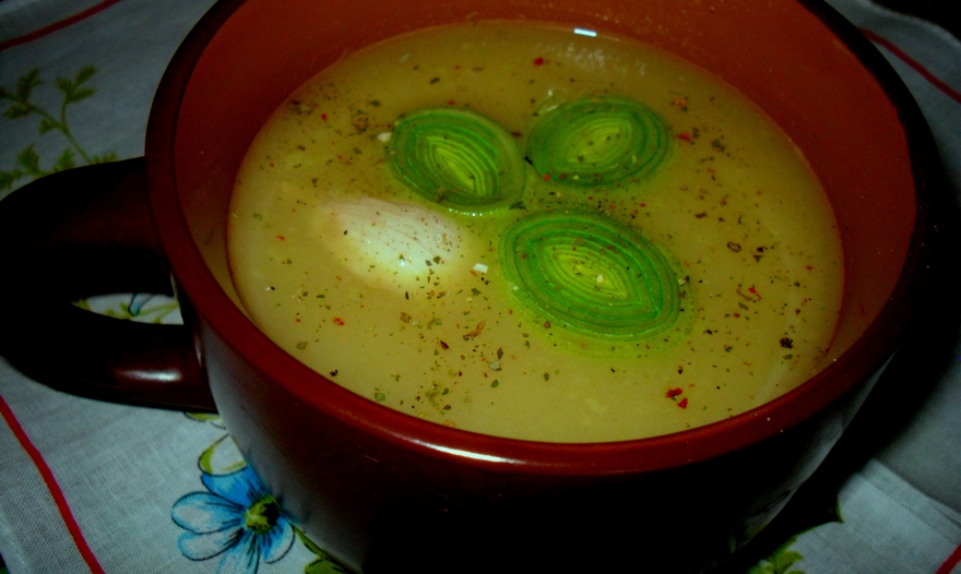 Чесночный крем-суп с цукини