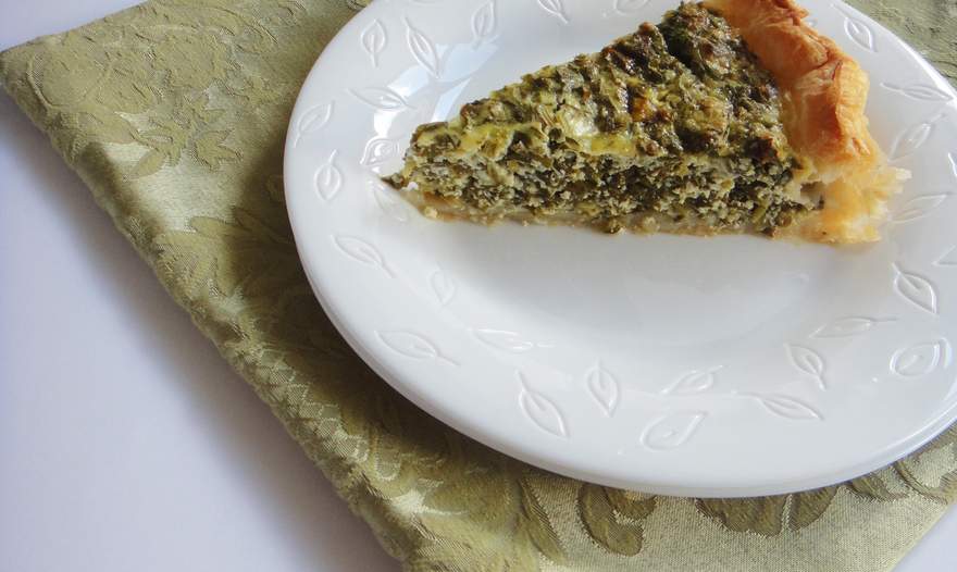Пирог с зеленью и творогом 