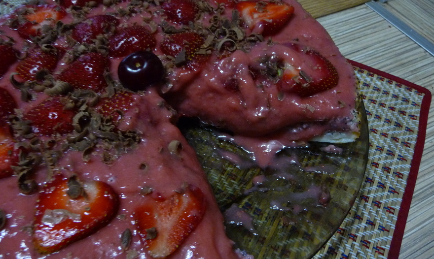 Маково-клубничный торт