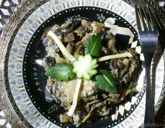 Тушеная спаржевая фасоль с грибами