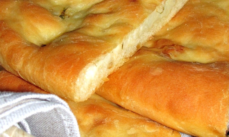 Картофджин, или осетинский пирог с картофелем