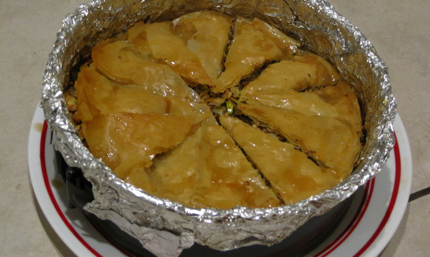 Пахлава медовая из вытяжного теста