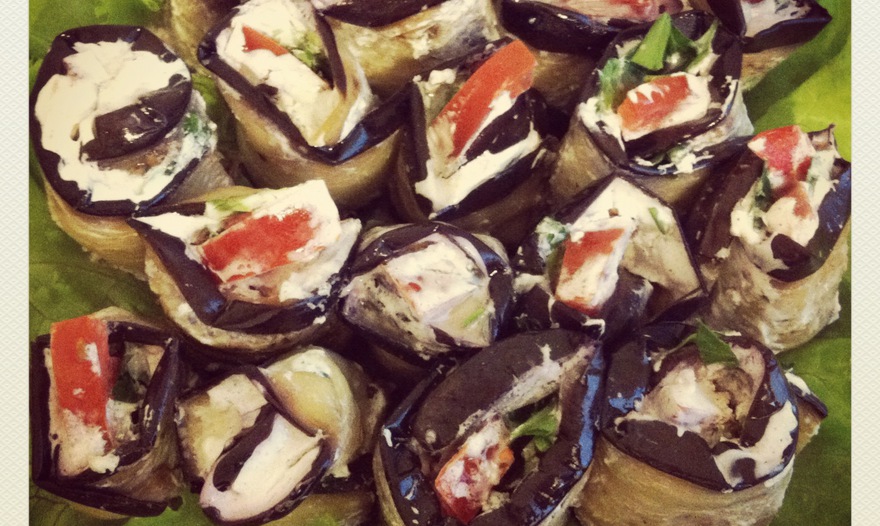 Рулетики из баклажанов