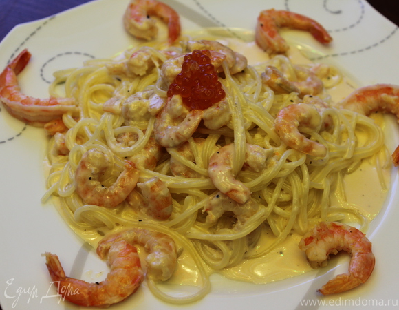 Вариант 1: Рецепт классических спагетти с морепродуктами в сливочном соусе