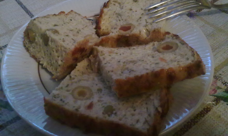 Куриная буханка с моцареллой и маслинами