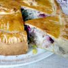 Пирог с тунцом и брусникой «Обыкновенное чудо»