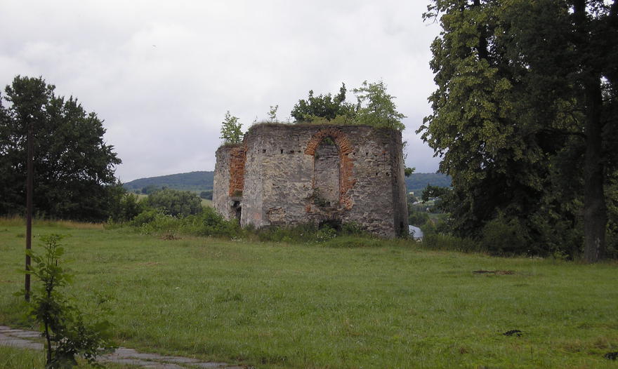 Свинина с овощами в горшочках