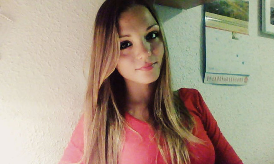 Курица с шафраном и фисташками 