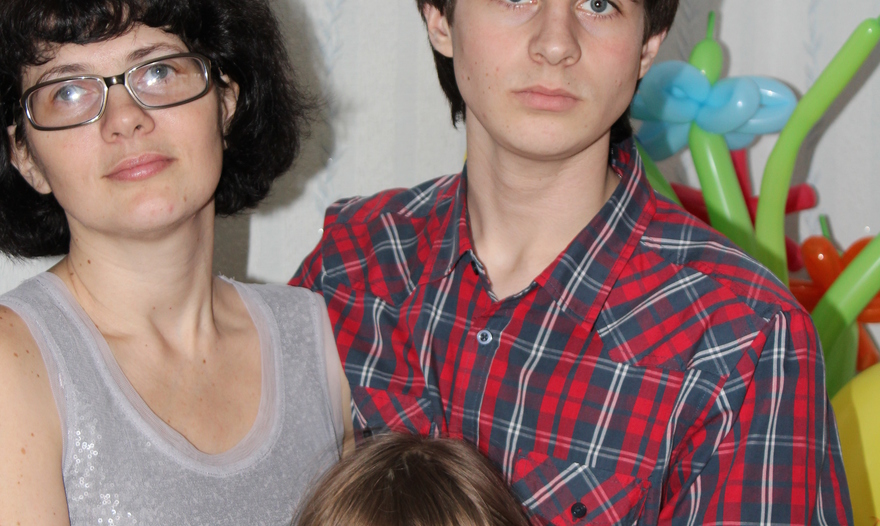 Кекс с изюмом