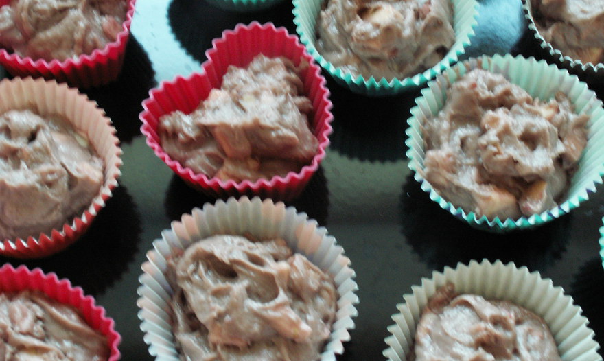 яблочные кексы с гранатовым сиропом