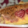 Пирог с малиной в ванильном креме под ореховым одеялом