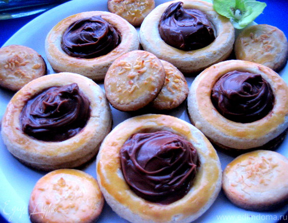 Песочное печенье с шоколадным наполнением ("Школьная ссобойка")