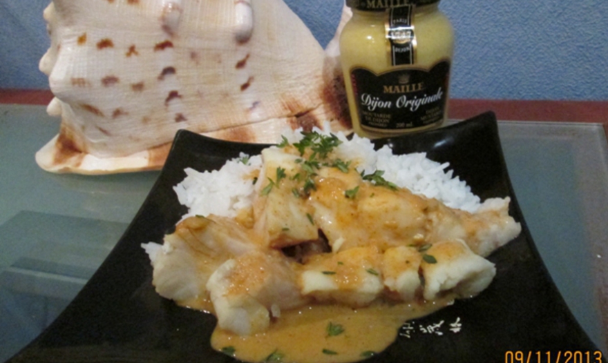 Дижонский морской черт под белым соусом