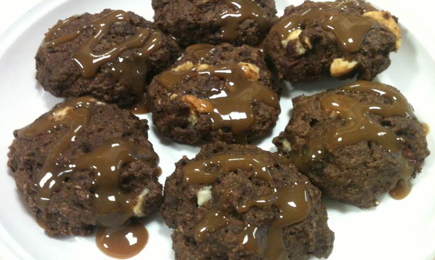 Мега шоколадные сконы с клубникой