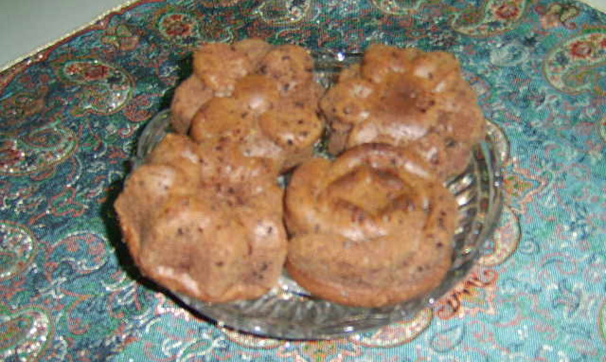 Шоколадные кексы с апельсиновыми цукатами 