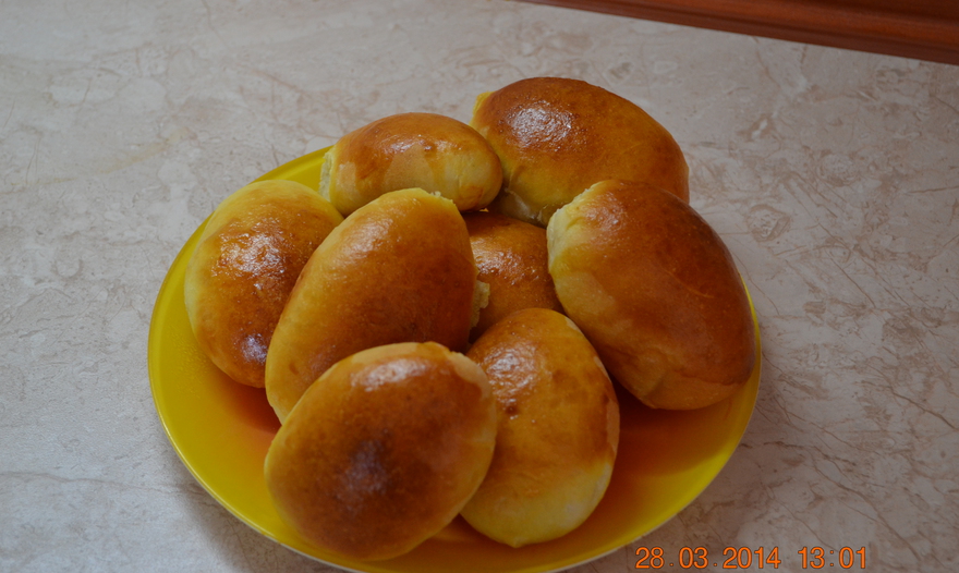 Пирожки с капустой (тесто из хлебопечки)