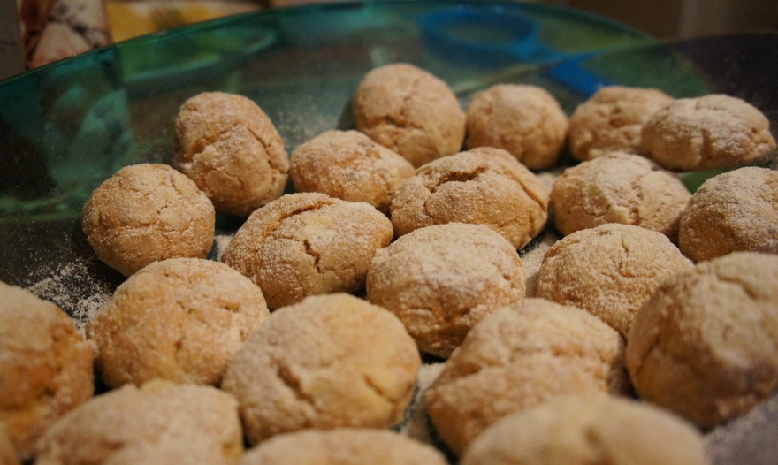 Морковно-ореховое печенье с трещинками