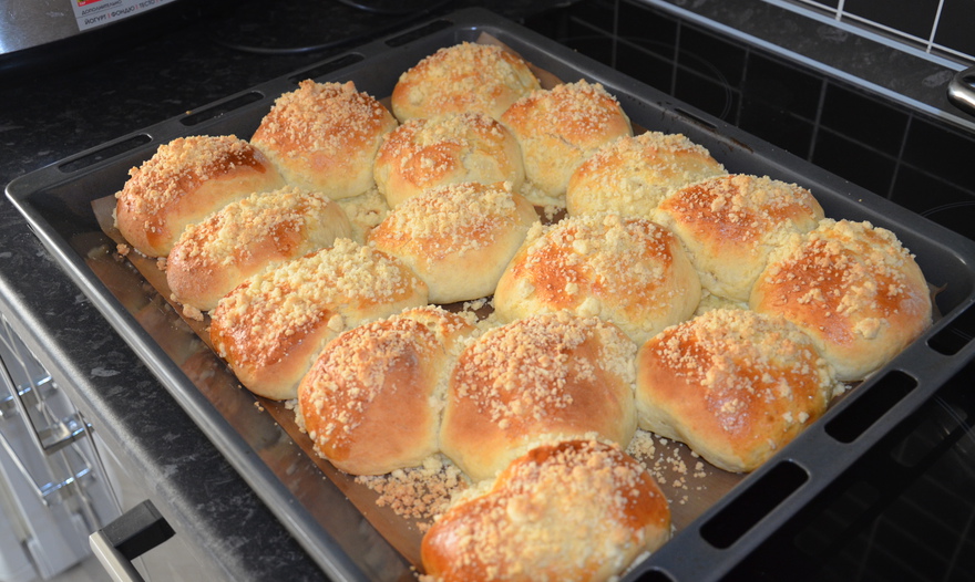 Творожные булочки со штрейзелем