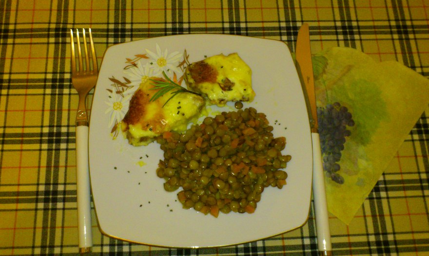 Мясо под сырным соусом "Нежнее нежного"