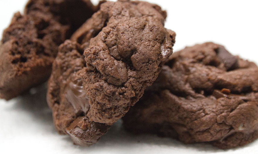 Печенье с горьким шоколадом