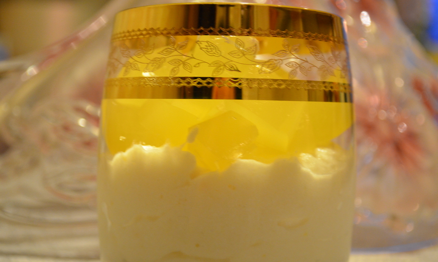 Творожно-яблочный мусс с апельсиновым желе