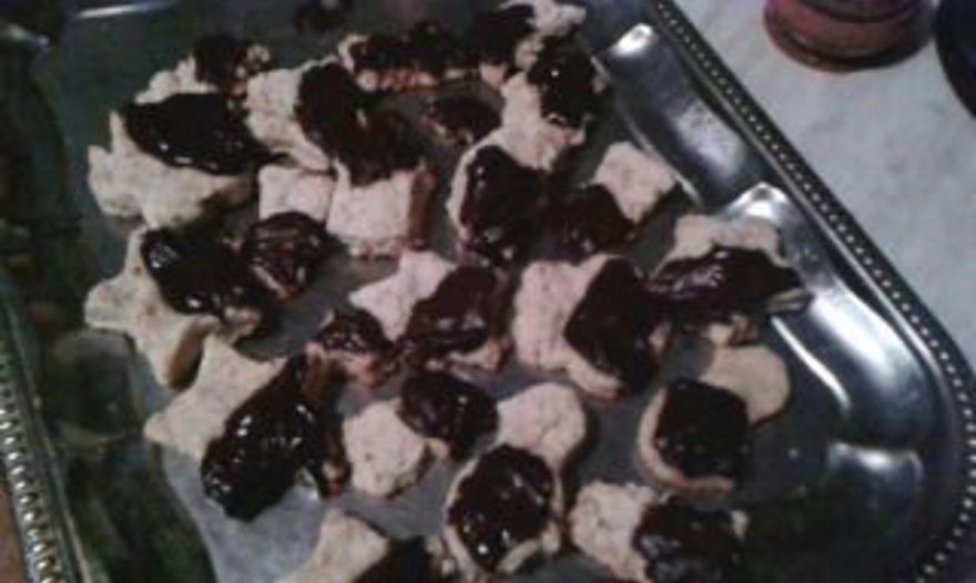 Рождественское печенье с грецким орехом