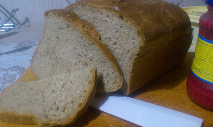 Пшенично-ржаной хлеб с картофелем и сыром