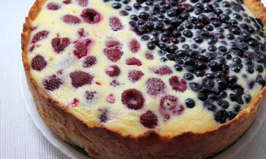 Сметанник с черникой