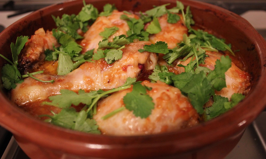 Курица в соусе с чатни манго 