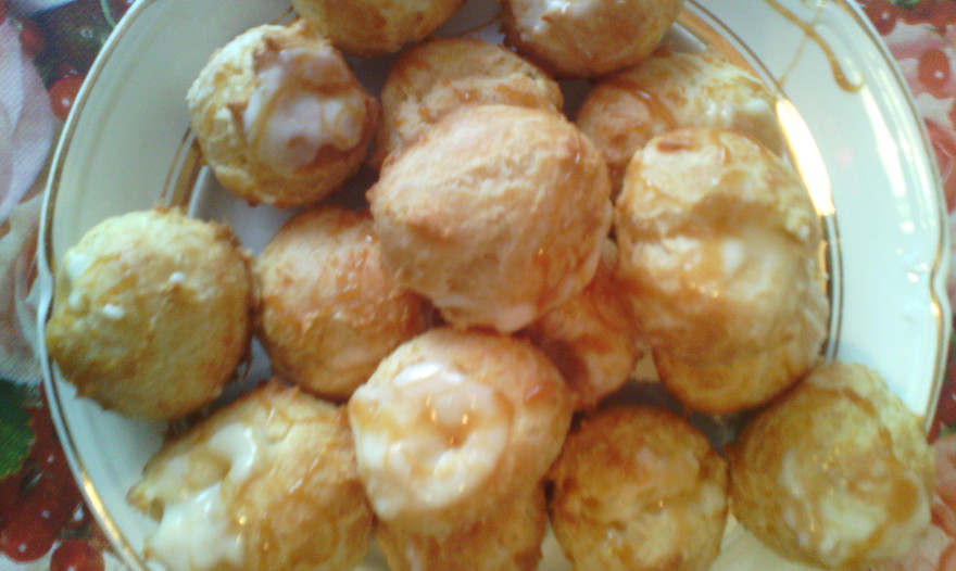 Профитроли с нежным лимонным кремом