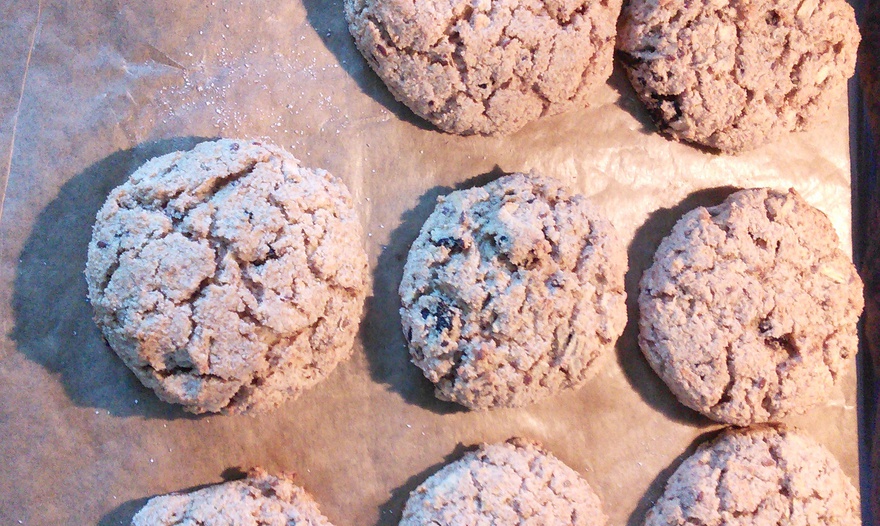 Цельнозерновые сконы с яблоком